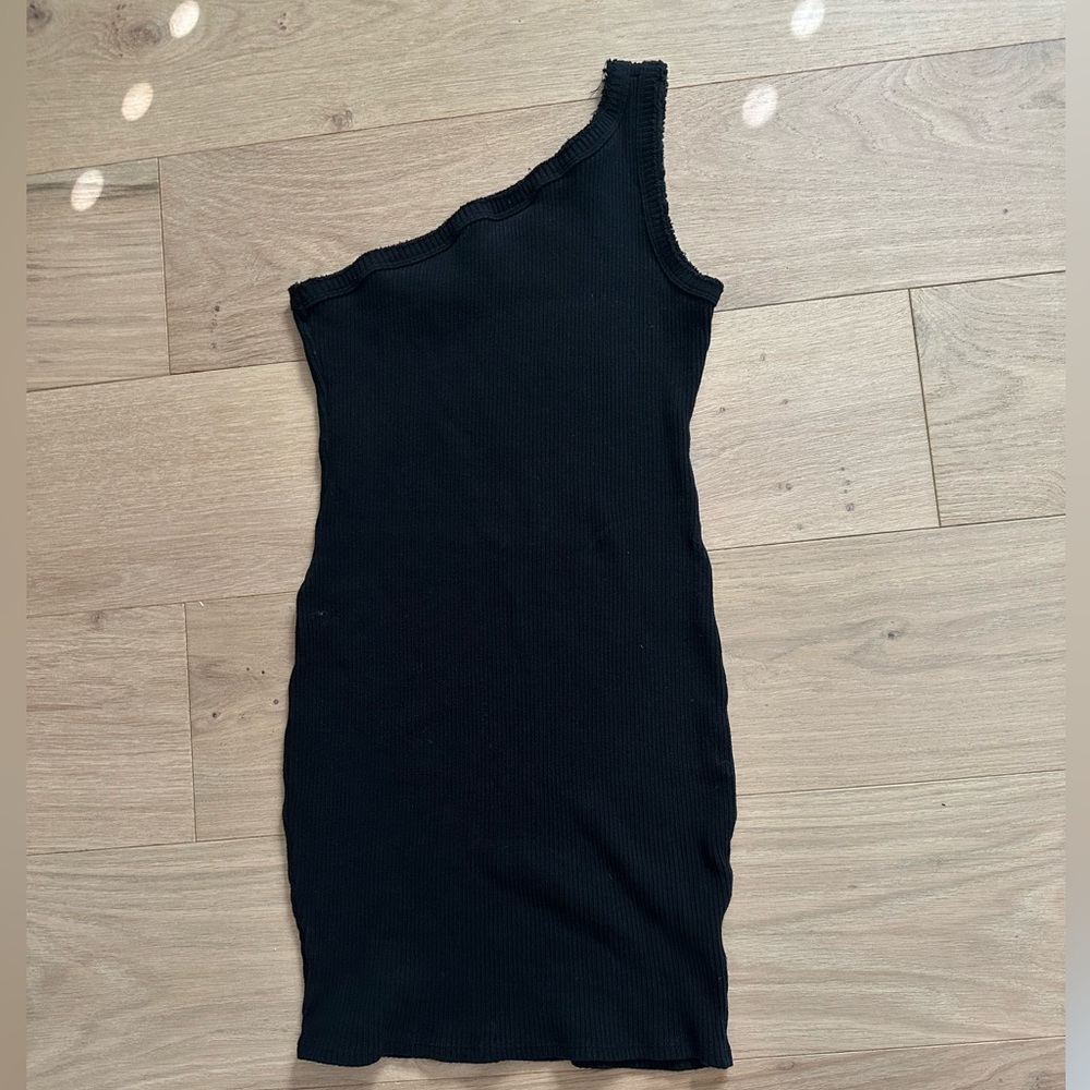 One Shoulder Ripped Black Casual Dress